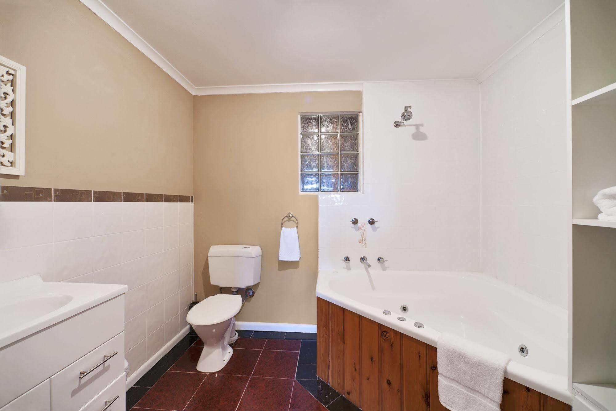 Burnie City Apartments Kültér fotó
